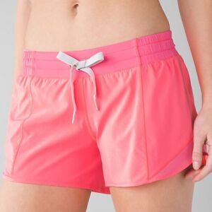 Lululemon Hotty Hot Short 4”